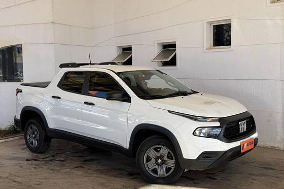 FIAT TORO 1.3 TURBO 270 FLEX ENDURANCE AT6 FIAT TORO 1.3 TURBO 270 FLEX ENDURANCE AT6
